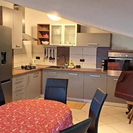 Apartment Rojnic *